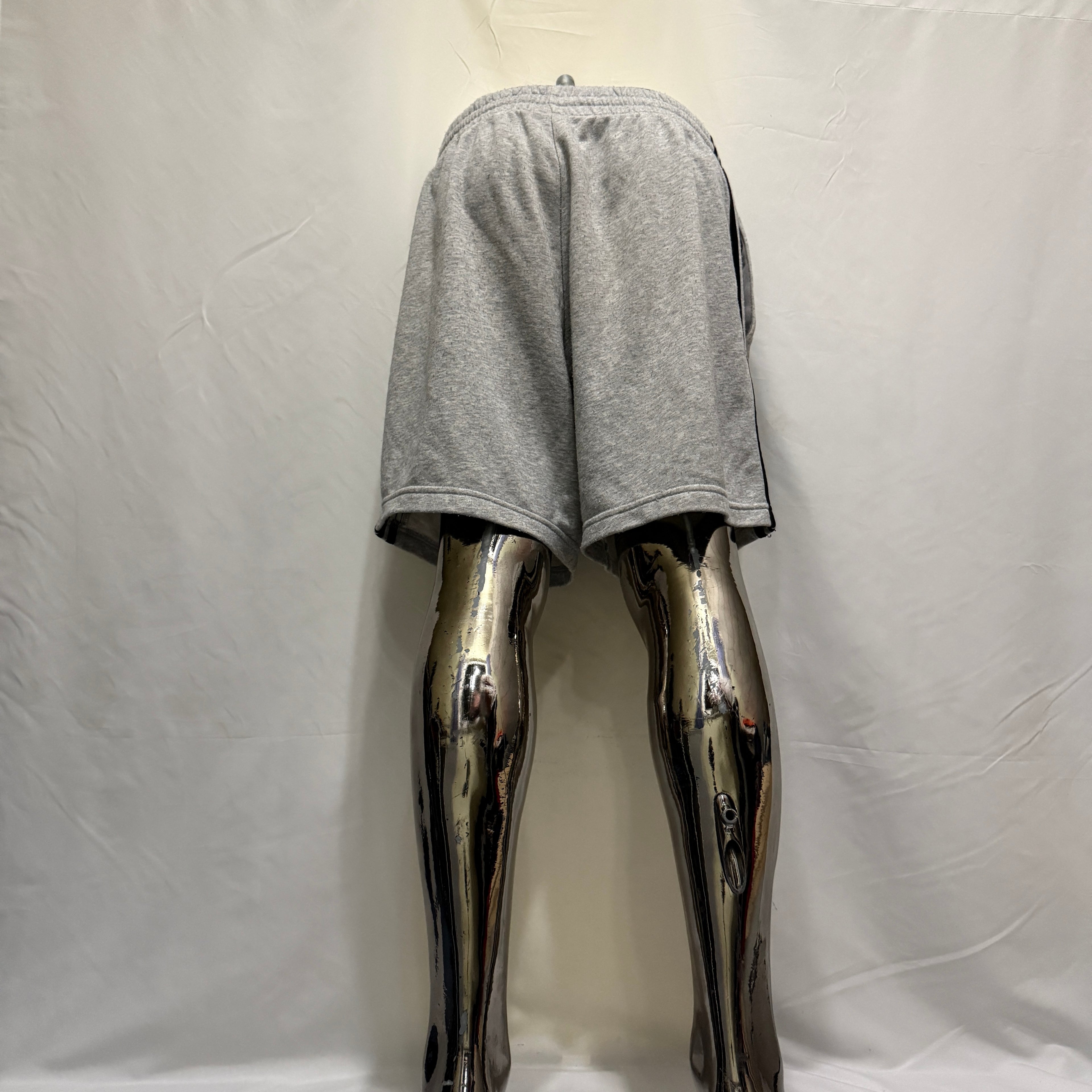 adidas 3-Stripes Shorts / kurze Hose – Gr. L