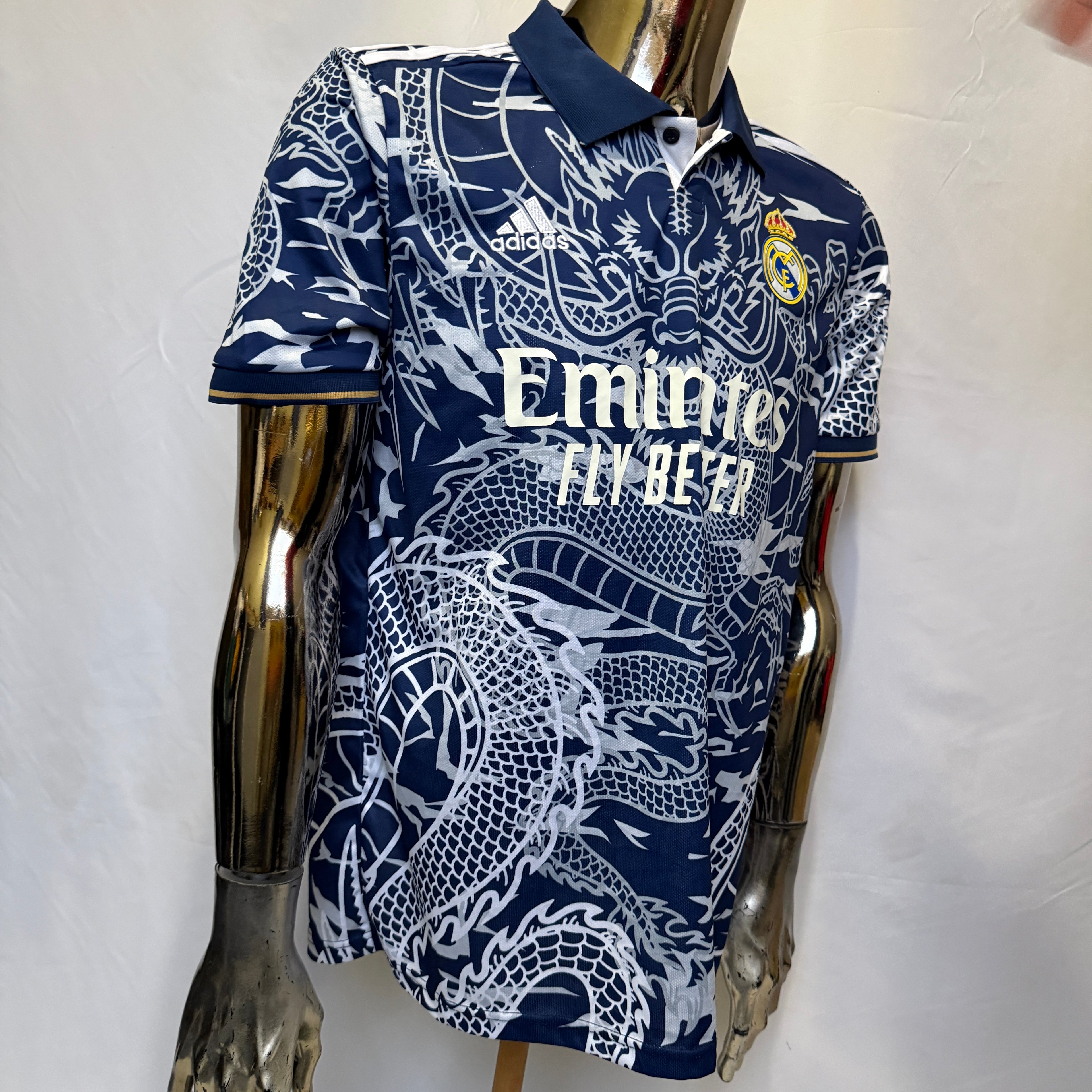 adidas Real Madrid Third Trikot / Shirt 2014/2015 – Dragon Print – Gr. M