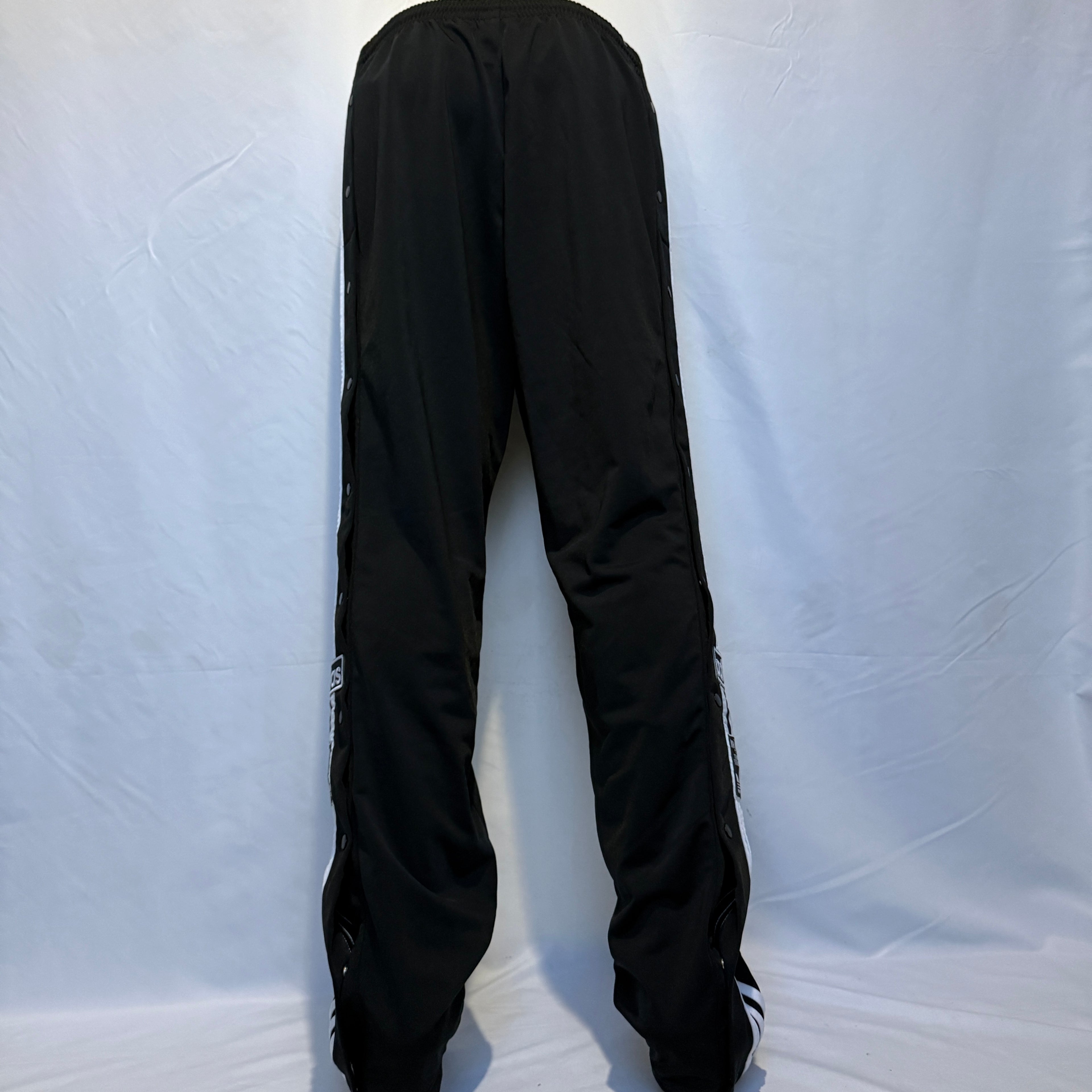 adidas Snap Pants Jogginghose – seitliche Knopfleiste – Gr. L