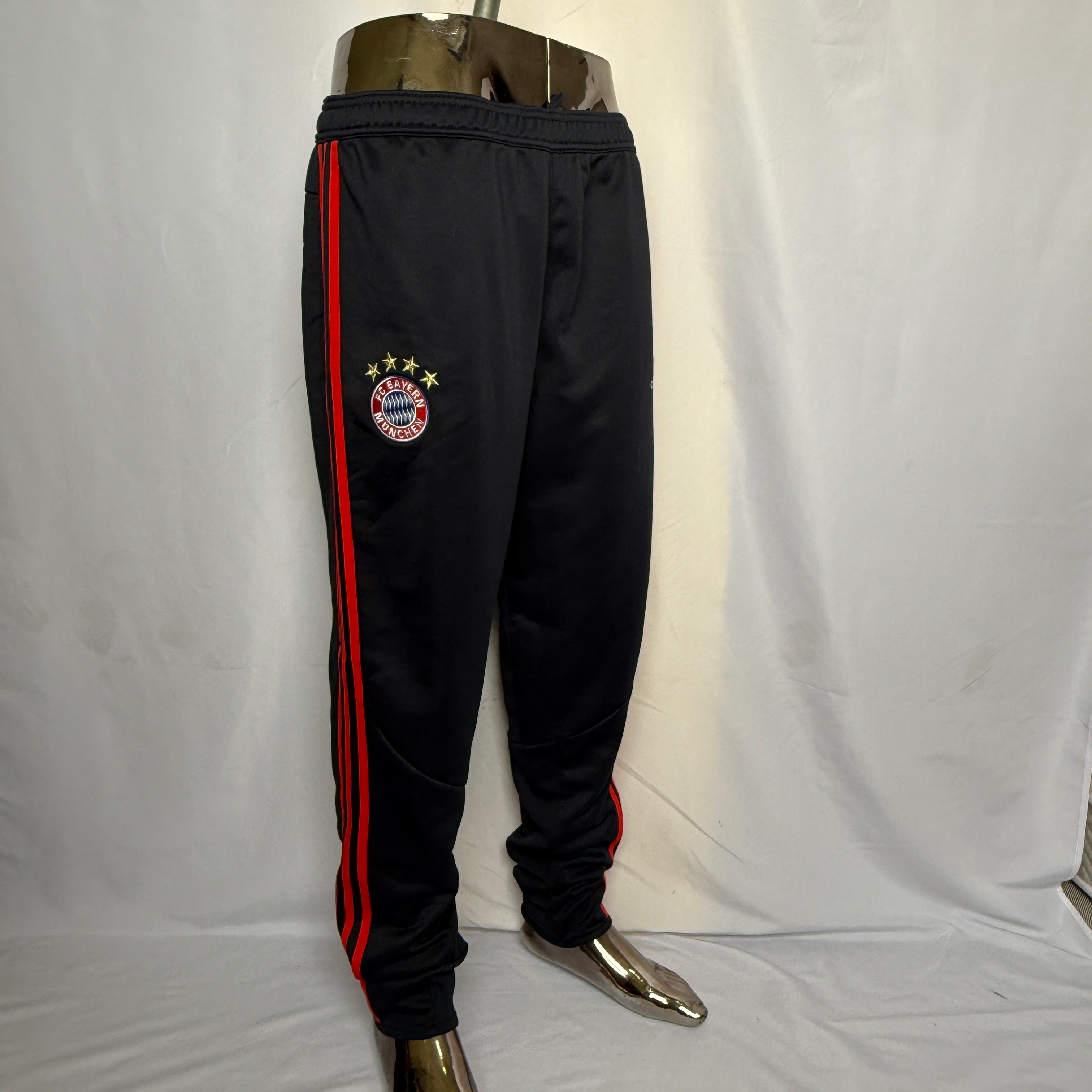 adidas FC Bayern München Track Pants / Jogginghose – Champions League – Gr. L