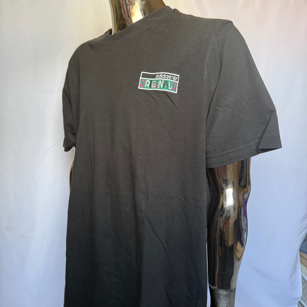 adidas Originals T-Shirt / Shirt – Back Print Trefoil Graphic – Gr. L