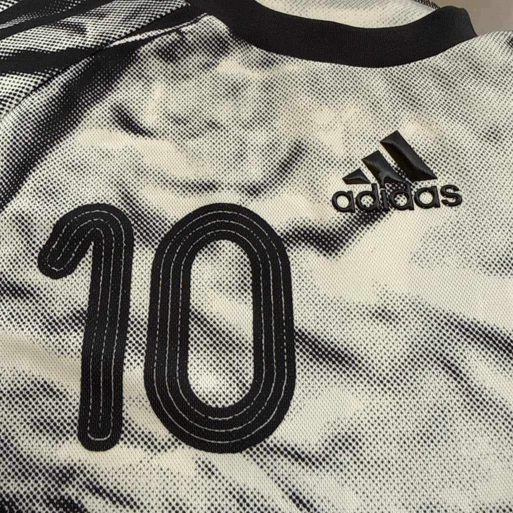 adidas Adilenium Teamgeist Jersey / Trikot / Shirt – Zidane Homage – Nummer 10 – Gr. M