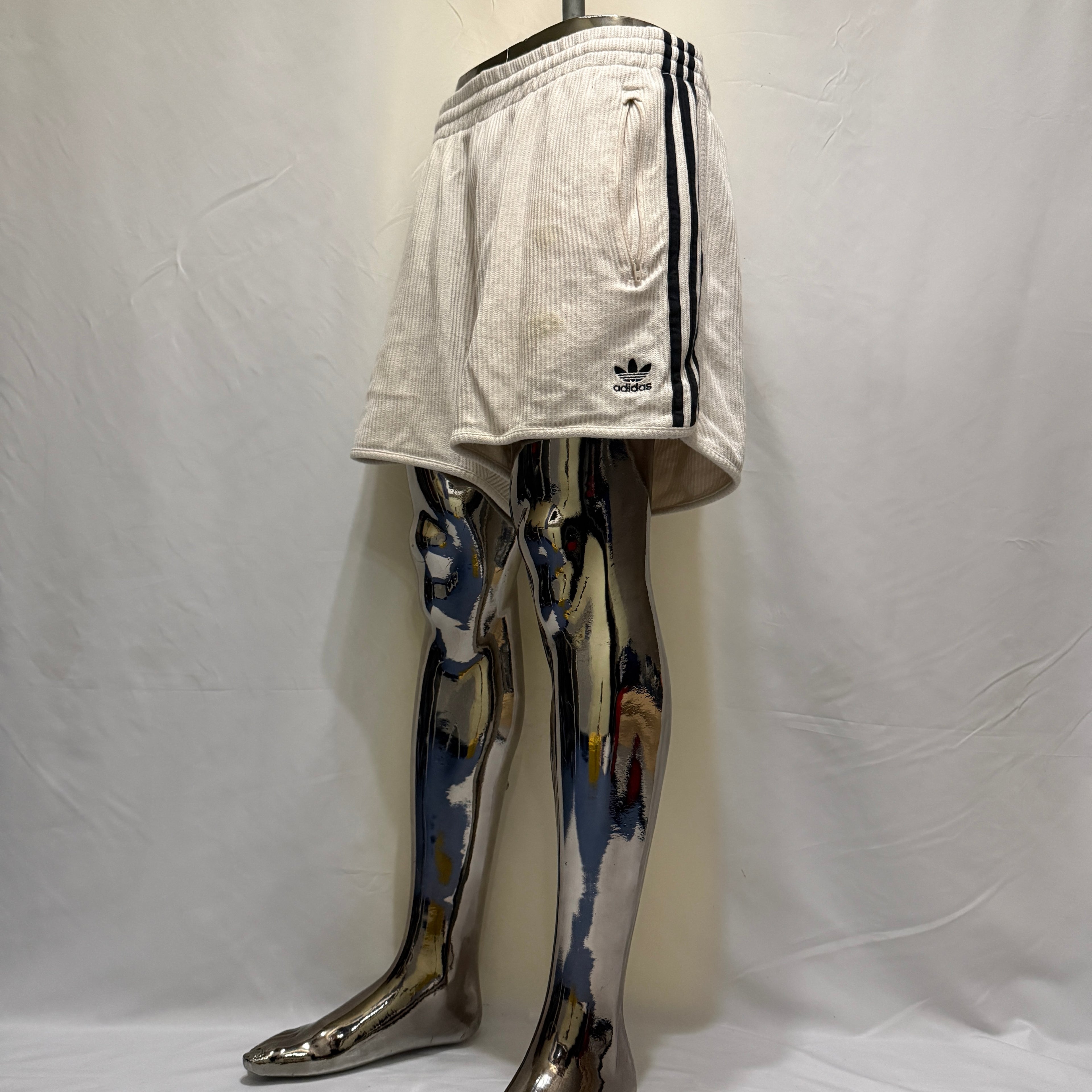 adidas Originals Shorts / kurze Hose – Gr. L