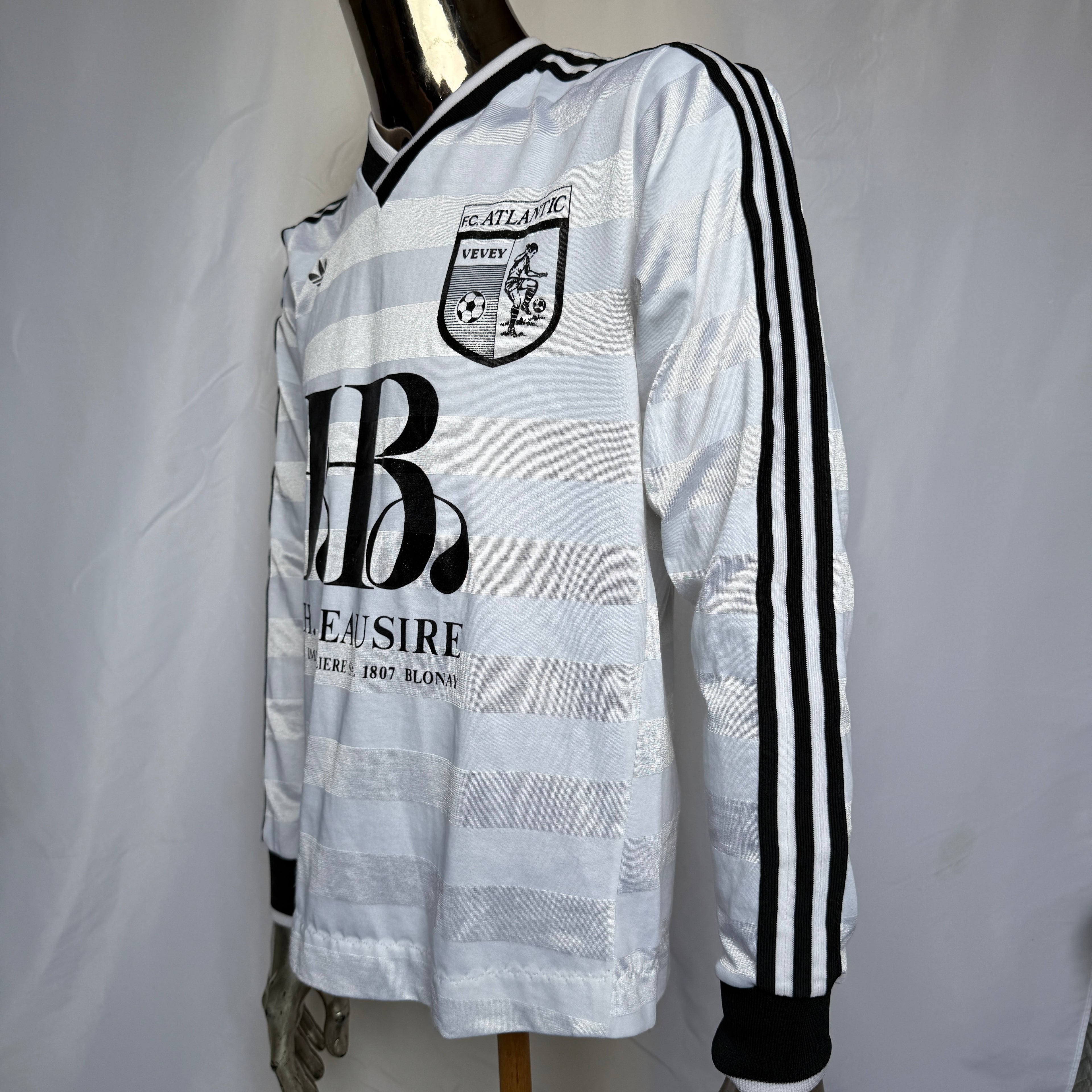 adidas 80er 90er Vintage Football Jersey / Trikot / Shirt – FC Atlantic Vevey – Gr. M