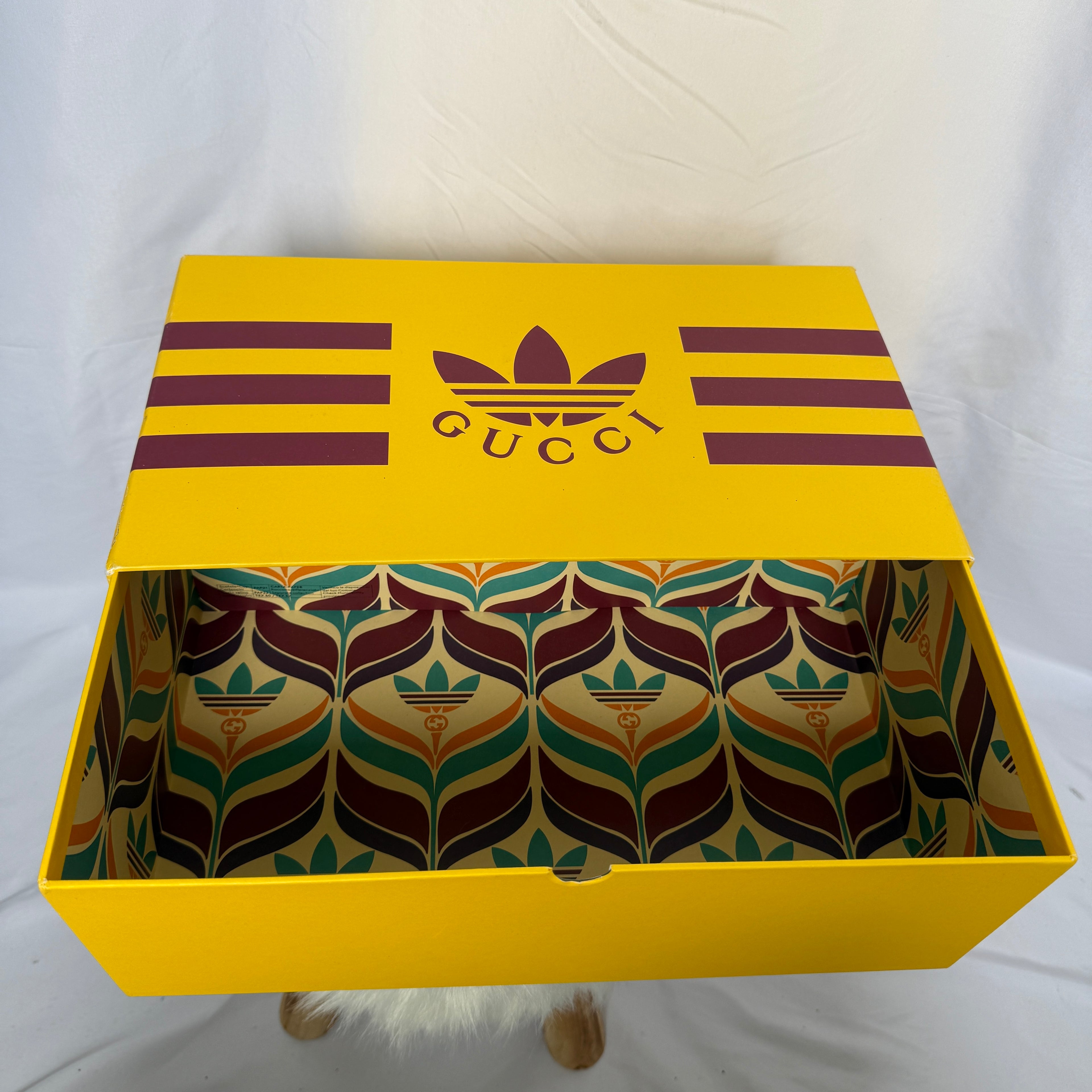 adidas x Gucci Box – Special Edition Box (mit Tragegriff)