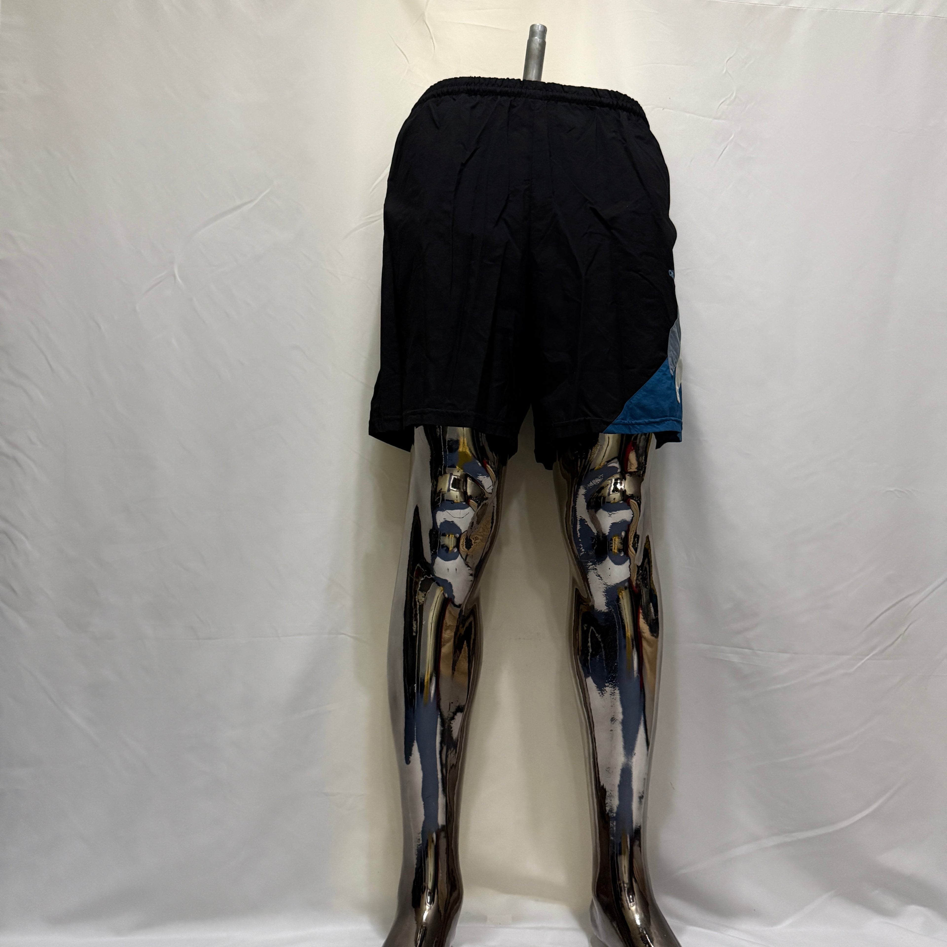 adidas 90er Vintage Nylon Shorts / kurze Hose – Gr. XL