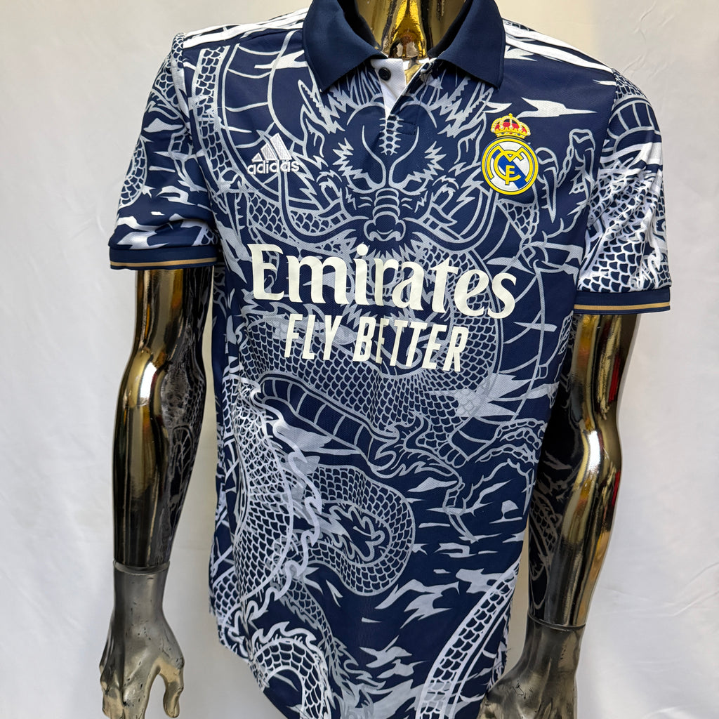 adidas Real Madrid Third Trikot / Shirt 2014/2015 – Dragon Print – Gr. M