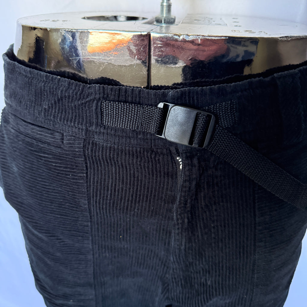 Adidas Originals Cordhose SAMPLE – Schwarz (Prototyp / Selten!) - Größe M