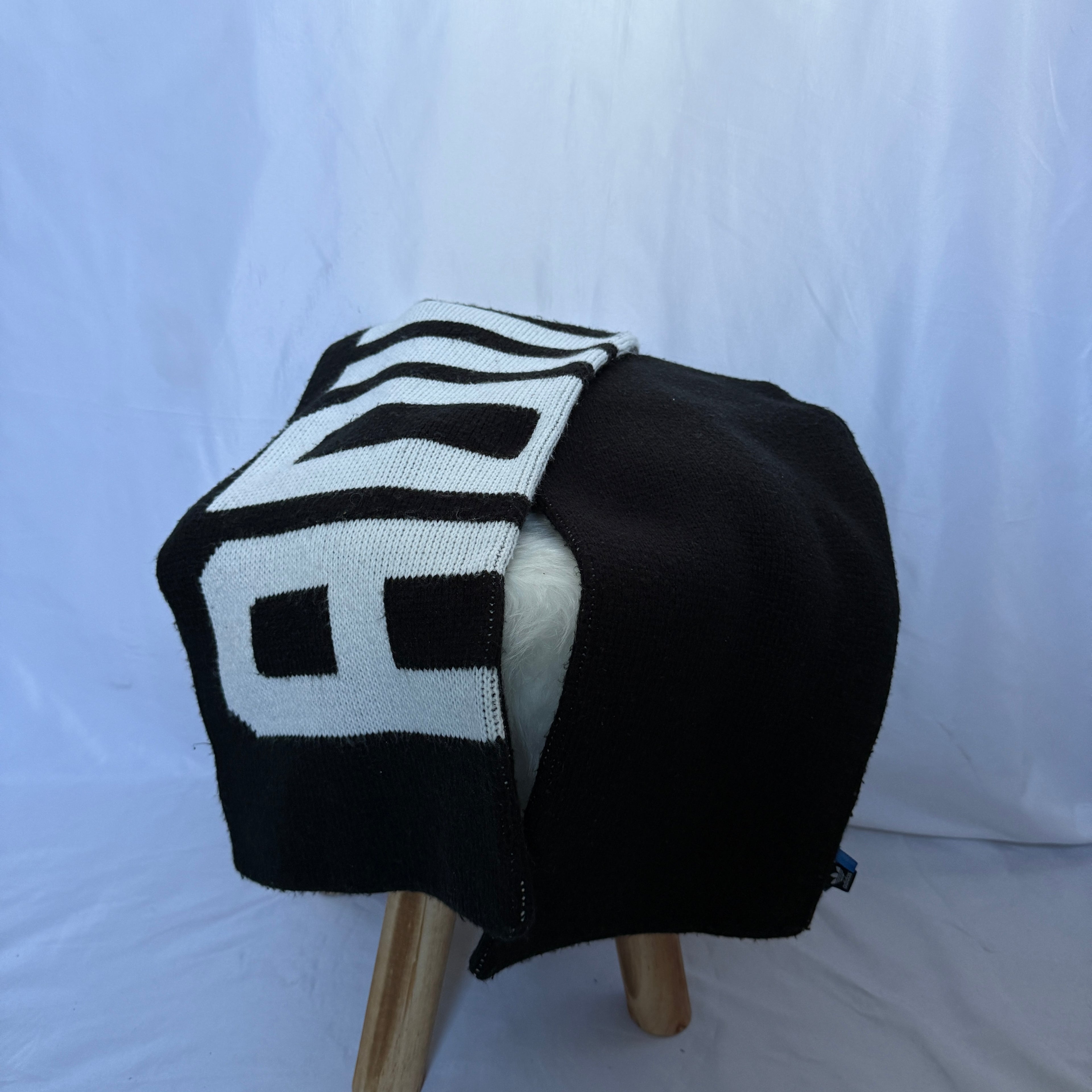 Adidas Originals Strickschal – Schwarz/Weiß – Logo Schal - Extra breit