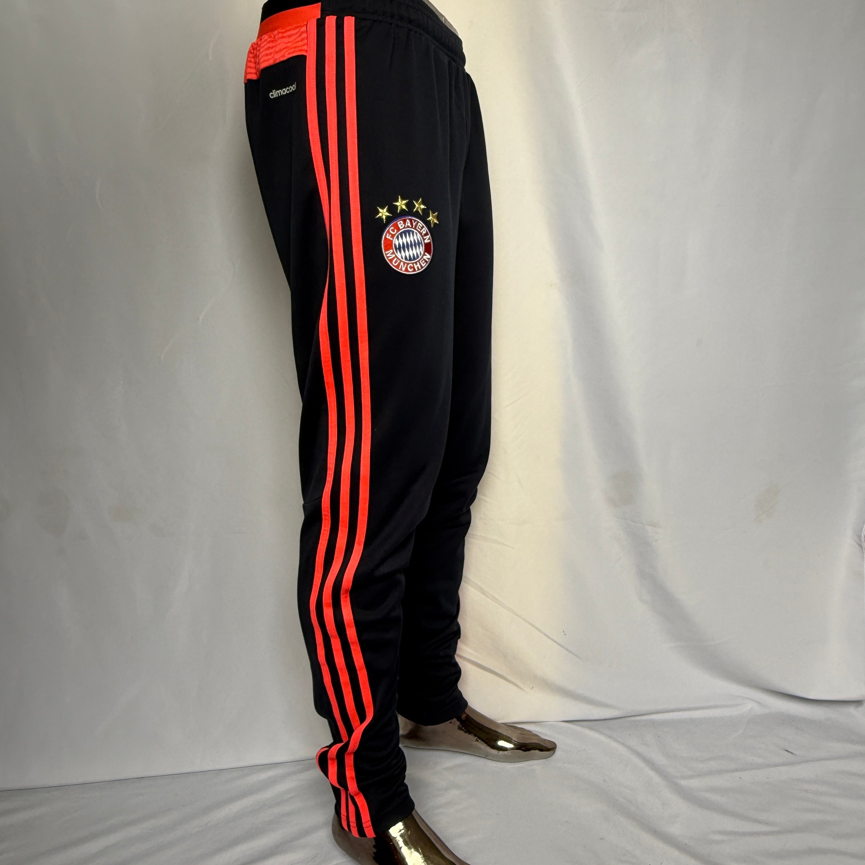 adidas FC Bayern München Champions League Track Pants / Jogginghose – Gr. M