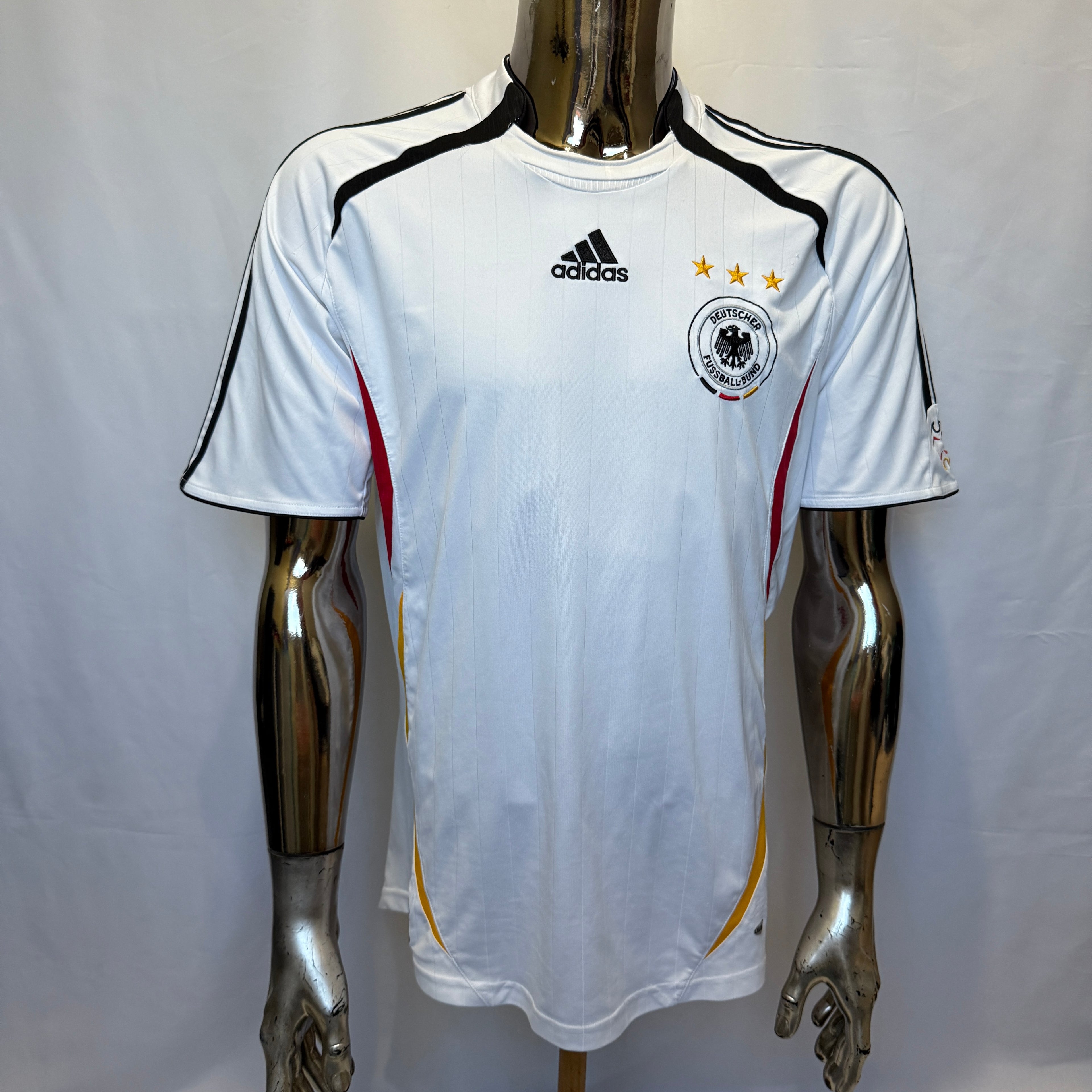 Adidas Deutschland Heimtrikot / T-Shirt – Lukas Podolski #20 – FIFA WM 2006 – Offizielle DFB-Version - Größe L