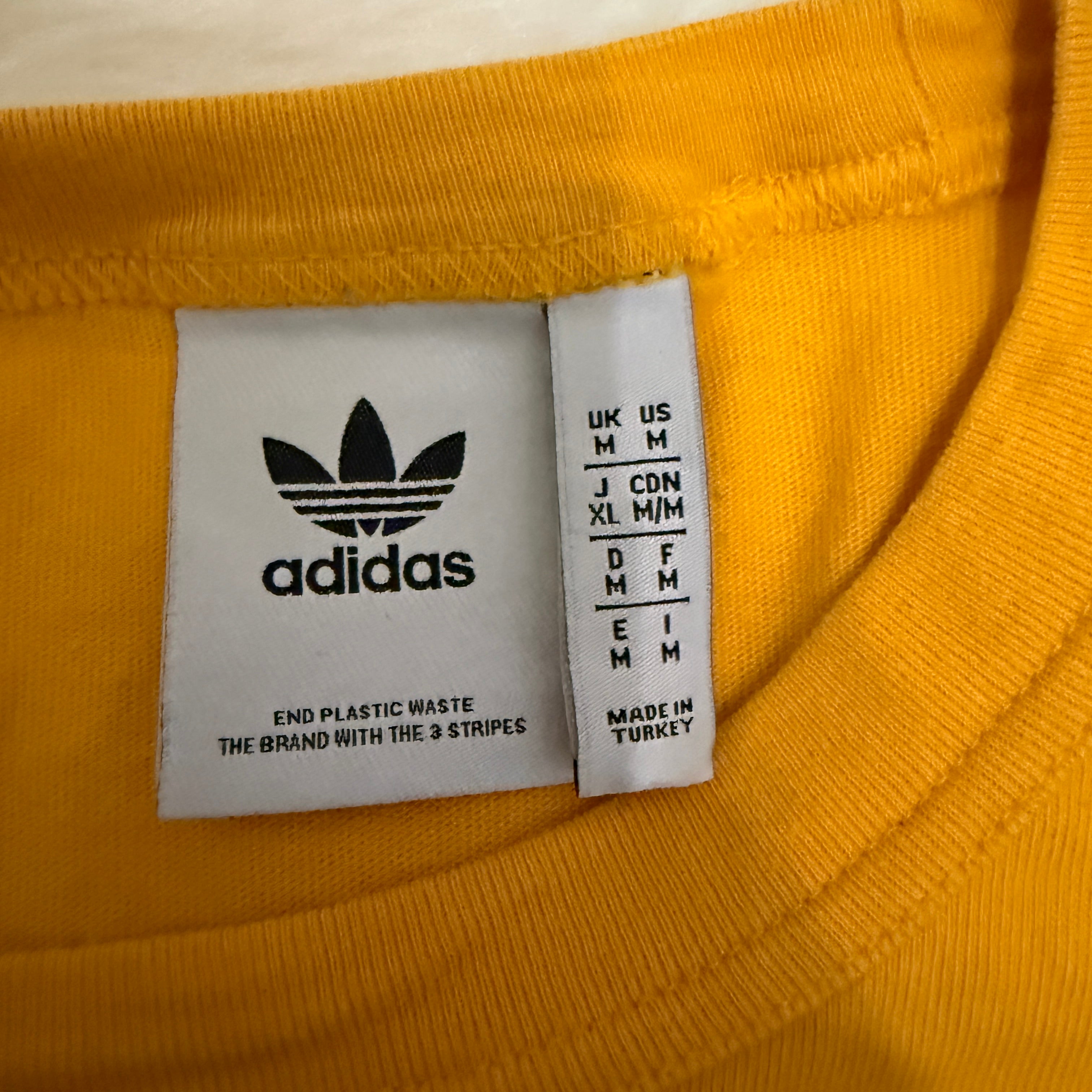 adidas Originals Adicolor Neuclassics Shirt / T-Shirt – Gr. M